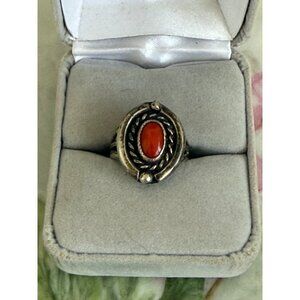 Vintage Native American Navajo Sterling Silver Coral Ring Size 6.25